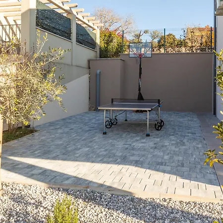 Lumina Divina With Heated Pool Near Porec فيلة *