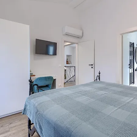 Lumina Divina With Heated Pool Near Porec