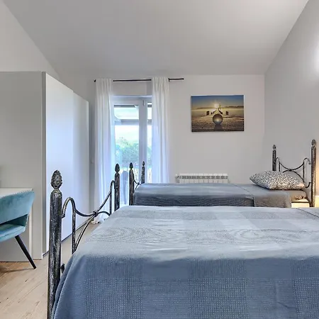 Lumina Divina With Heated Pool Near Porec * Prhati